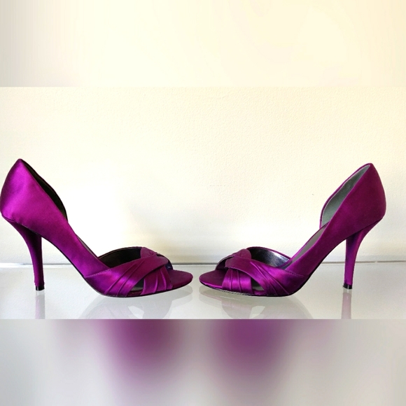 Nine West Orchid Purple Satin Heels 6 & 1/2 - Picture 6 of 12